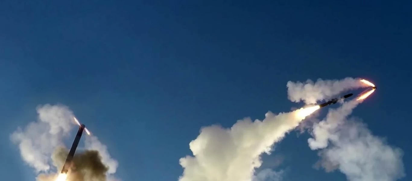 Σε πλήρη ετοιμότητα οι ρωσικές συστοιχίες επάκτιας άμυνας Bastion (βίντεο)